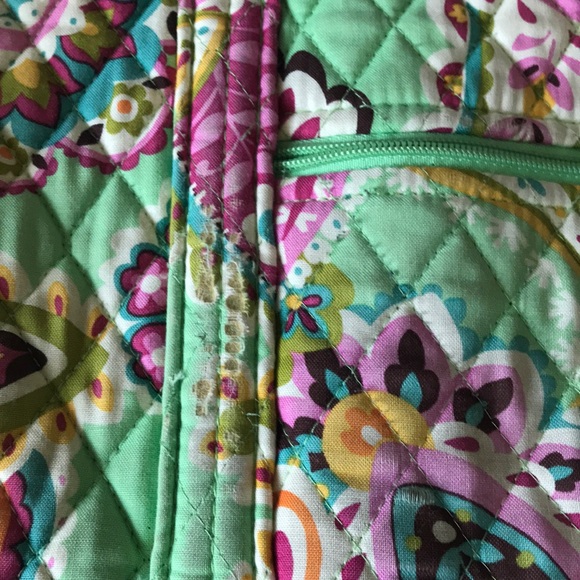 Large Vera Bradley tote in mint green - Picture 6 of 7